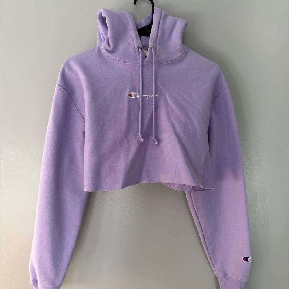 Champion Light Purple Cropped Hoodie with Embroidered Logo